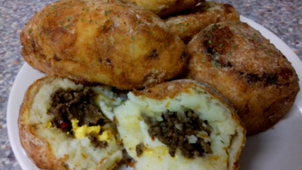 Papa Rellena - Peruvian stuffed Potatoes